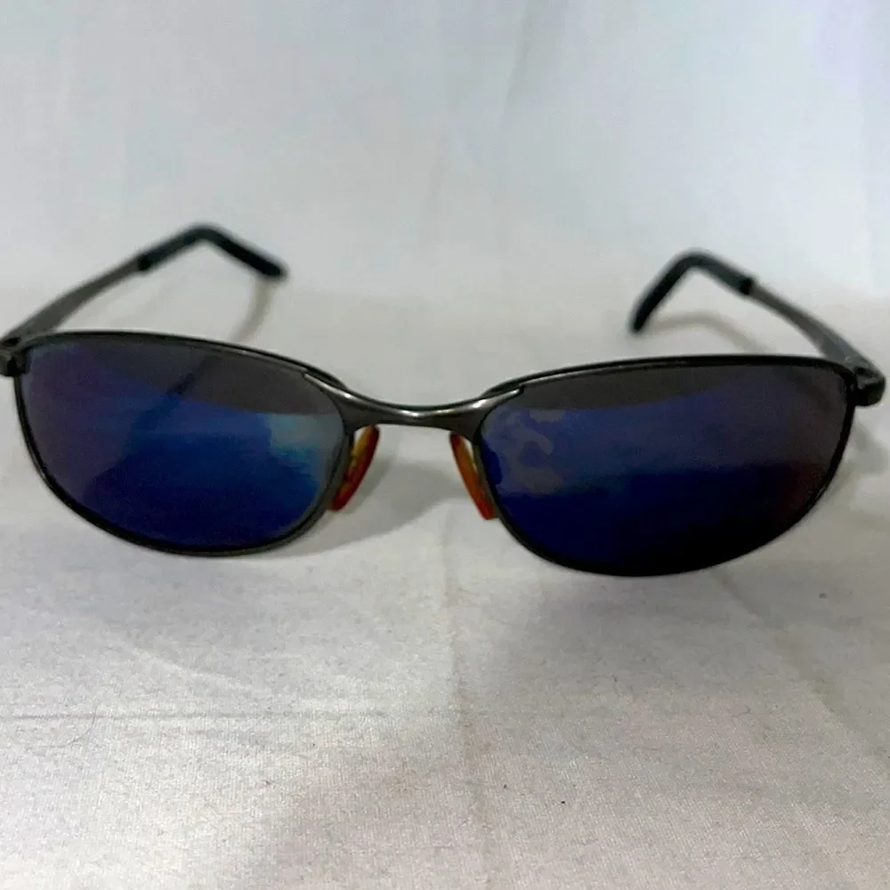 Metal frame sunglasses